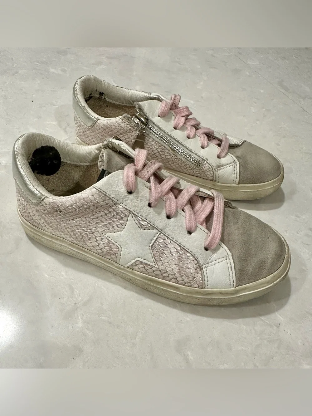 Girls 2 Vintage Havana Pink Metallic Snakeskin Star Sneakers Side Zip